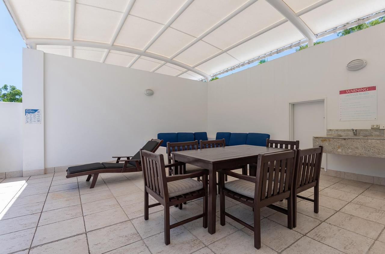 The Beach Club Premium Private Apartments Palm Cove Kültér fotó